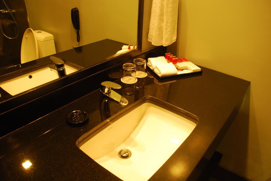 Amelie Hotel Manila Eksteriør bilde